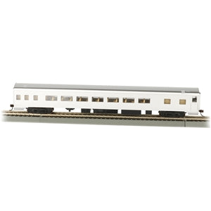 Bachmann USA 85' Smooth-Side Coach Painted, Unlettered Aluminium HO 14208