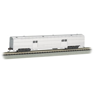 Bachmann USA 85' Streamline Fluted 2-Door Baggage Car Unlettered Aluminiu N 14654