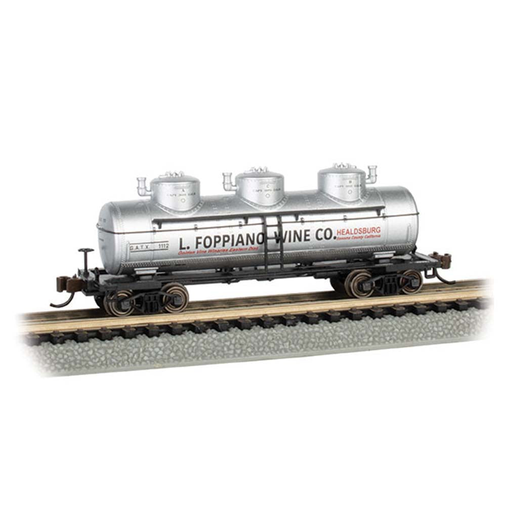 Bachmann USA 3-Dome Tank Car - L.Foppiano Wine Co. #1112 N Gauge 17159