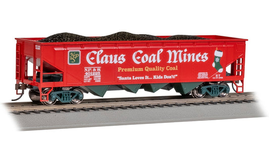 Bachmann USA 17609 40' Quad Hoppr Christmas - NP&S Claus Coal Mines` HO Gauge