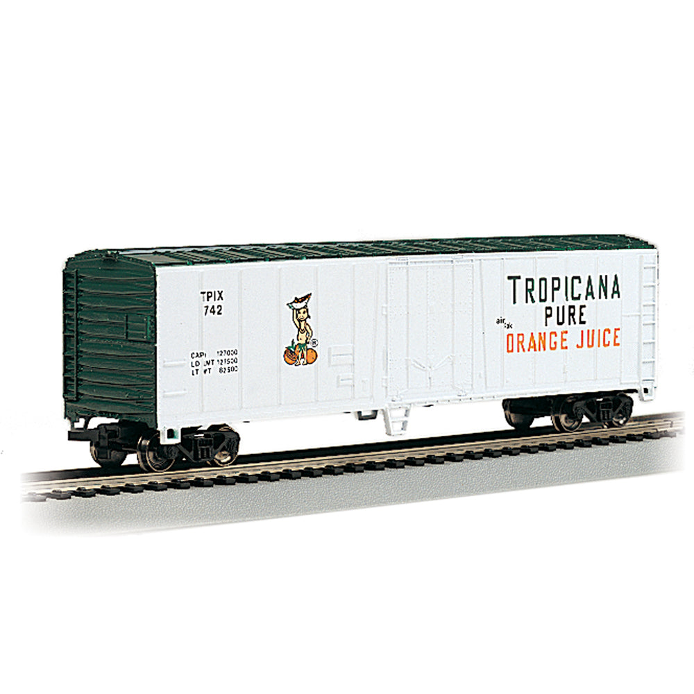 Bachmann USA 50' Steel Reefer - Tropicana - White & Green HO Gauge 17947