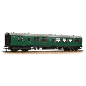 Bachmann Branchline 34-725A SR Bulleid Brake Third Semi-Open 10'' Vents SR Malachite Green