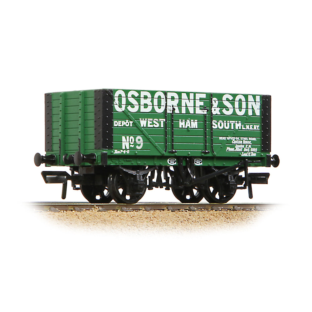 Bachmann Branchline 37-156A 8 Plank Fixed End Wagon 'Osborne & Son' Green