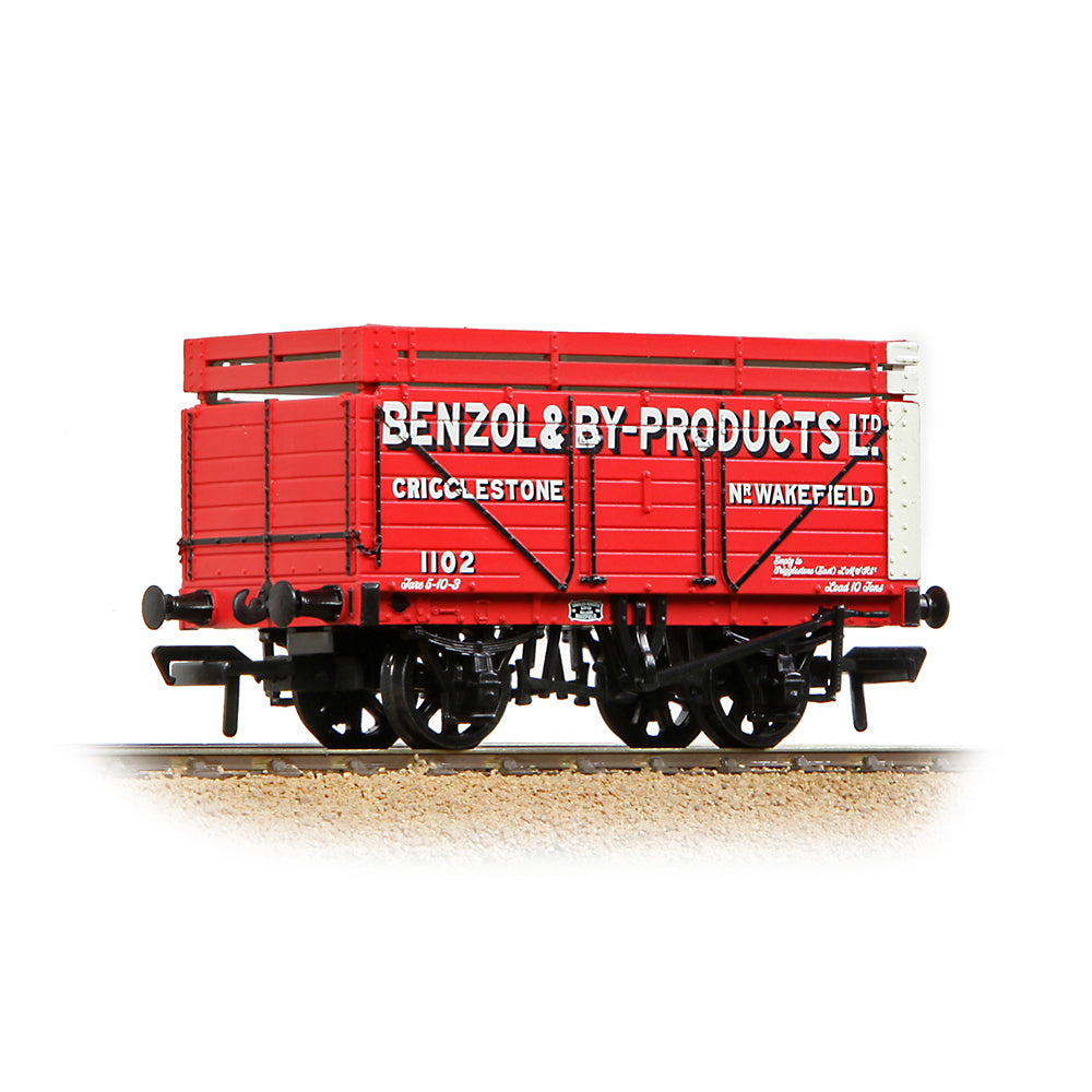 Bachmann Branchline 37-177A 7 Plank Wagon with Coke Rails 'Benzol' Red