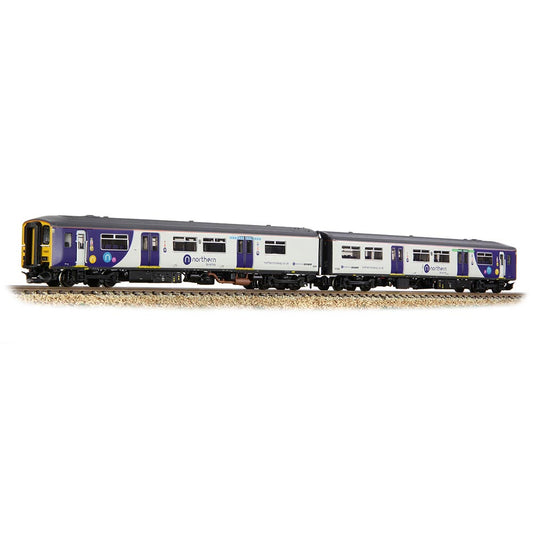Graham Farish 371-335 Class 150/2 2-Car DMU 150220 Northern