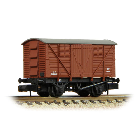 Graham Farish 373-741C BR 10T Meat Van BR Bauxite (Early)