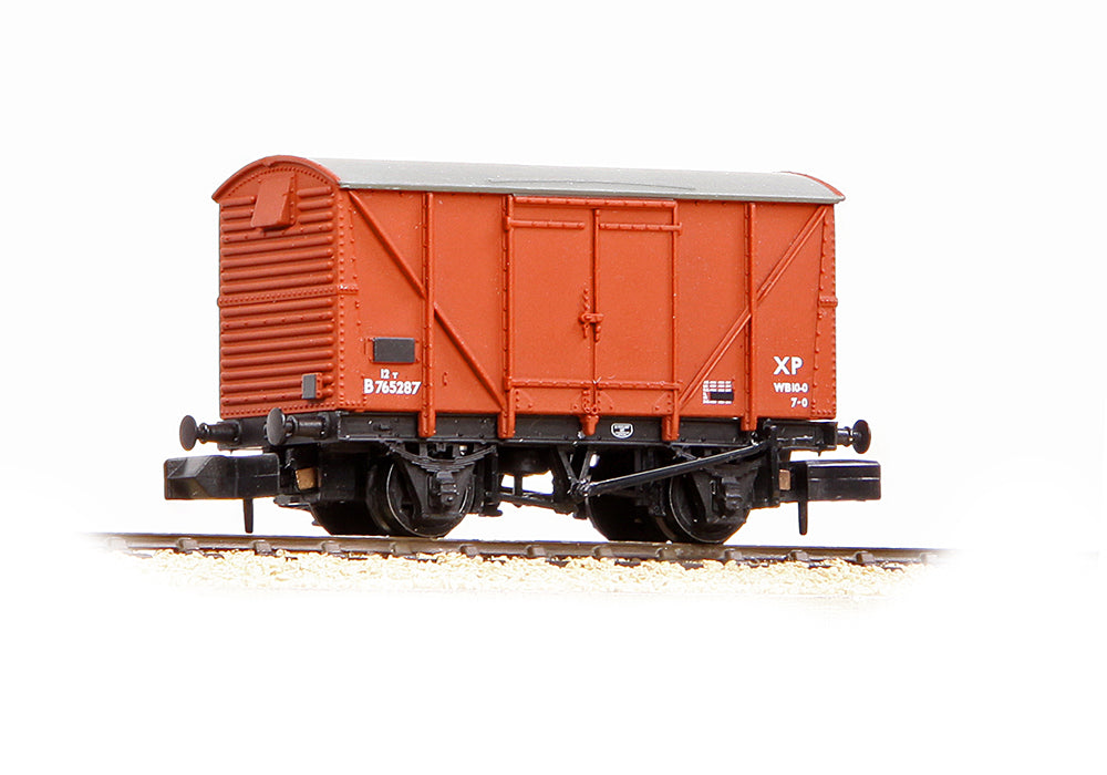 Graham Farish 373-752A BR 12T Ventilated Van Plywood Sides BR Bauxite (Late) N