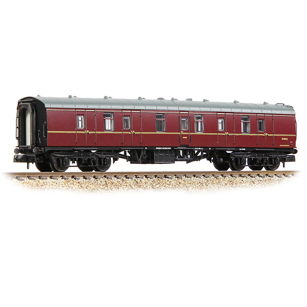 Graham Farish 374-036C BR Mk1 BG Brake Gangwayed BR Maroon N Gauge