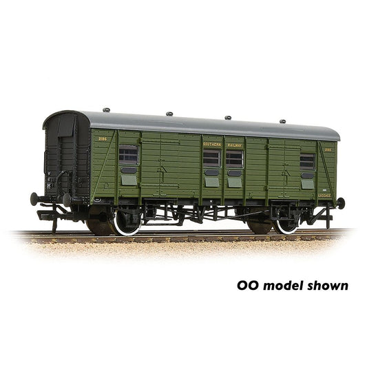 Graham Farish 374-418 SR PLV Passenger Luggage Van SR Maunsell Green N Gauge