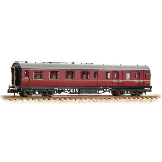 Graham Farish 374-827B LMS Stanier Brake Second Corridor BR Maroon