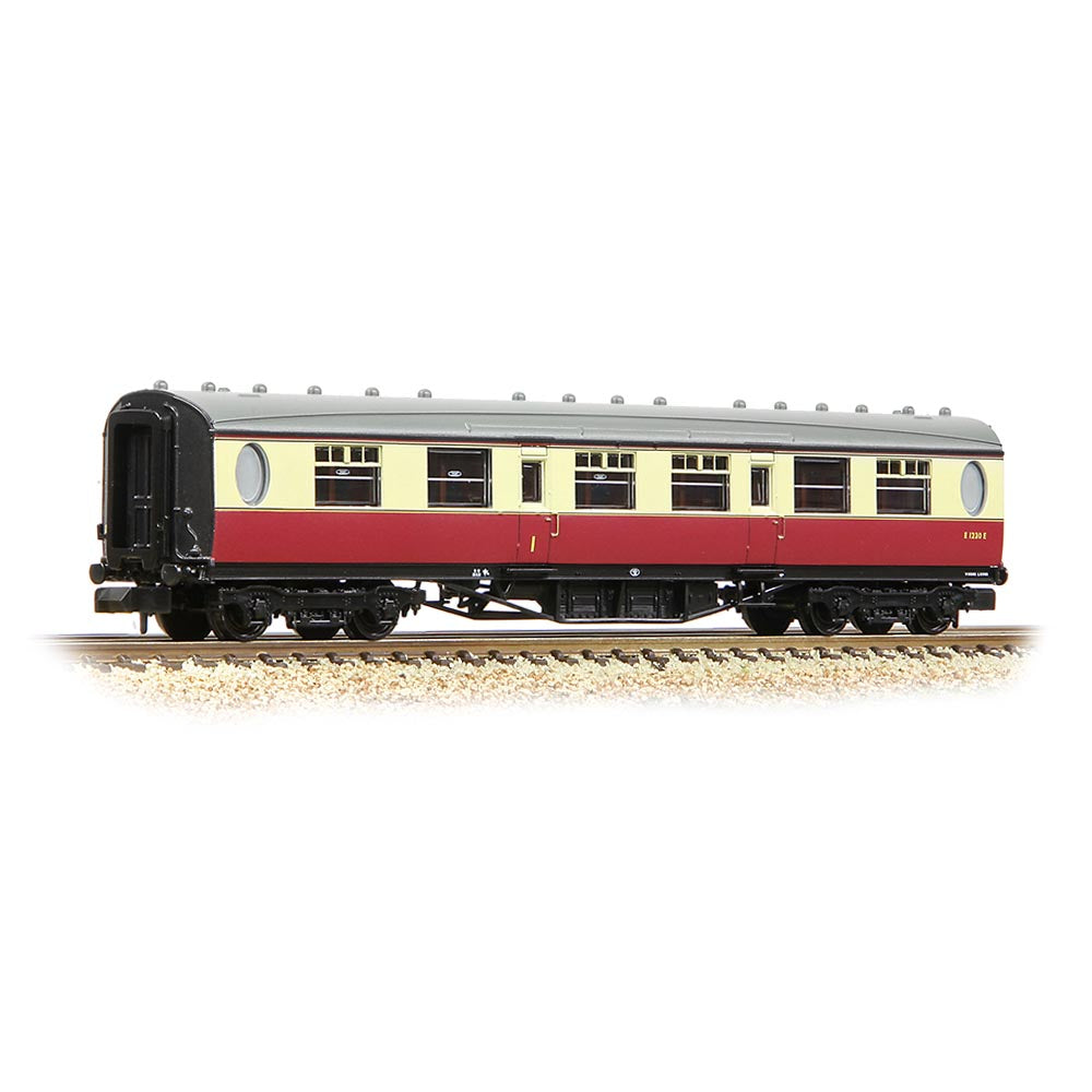 Graham Farish 376-226A LNER Thompson Composite Corridor BR Crimson & Cream N Gauge