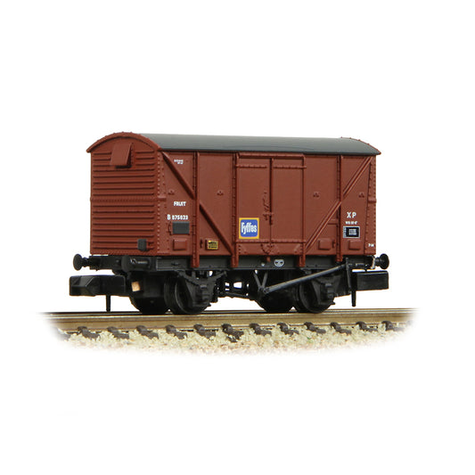 Graham Farish 377-626B BR 12T Plywood Fruit Van BR Bauxite (Late) 'Fyffes'