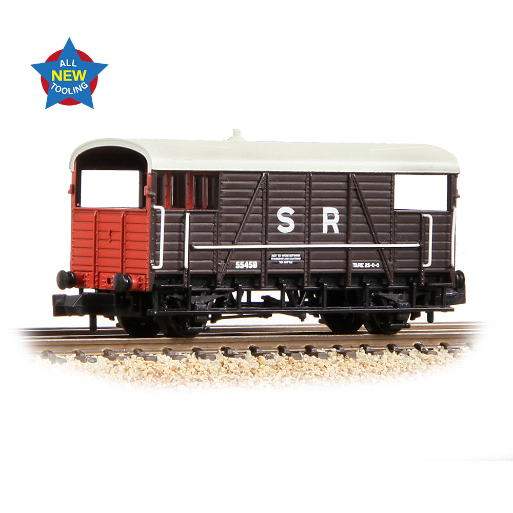 Graham Farish 378-026A SE&CR 25T 'Dance Hall' Brake Van SR Brown