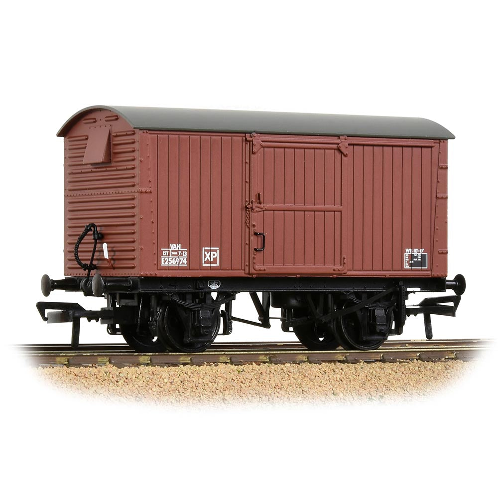 Bachmann Branchline 38-381A LNER 12T Ventilated Van Corrugated Ends BR Bauxite Late