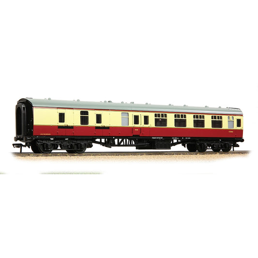 Bachmann Branchline 39-077G BR Mk1 BSK Brake Second Corridor BR Crimson & Cream