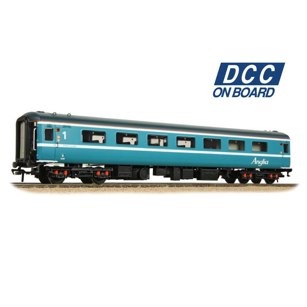 Bachmann Branchline 39-688DC BR Mk2F RFB Restaurant First Buffet Anglia