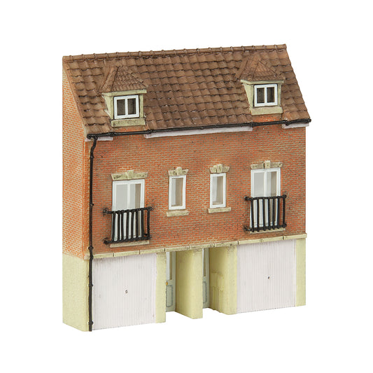 Bachmann Scenecraft 42-218 Low Relief Modern Town Houses N Gauge