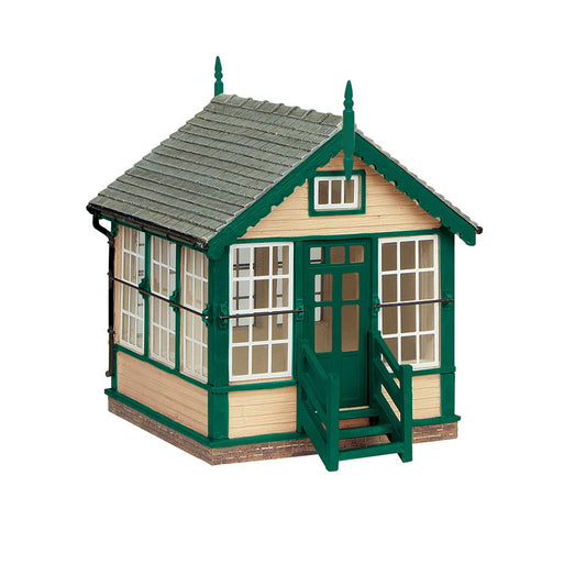 Scenecraft 44-0184G Platform Mounted Signal Box Green OO Gauge