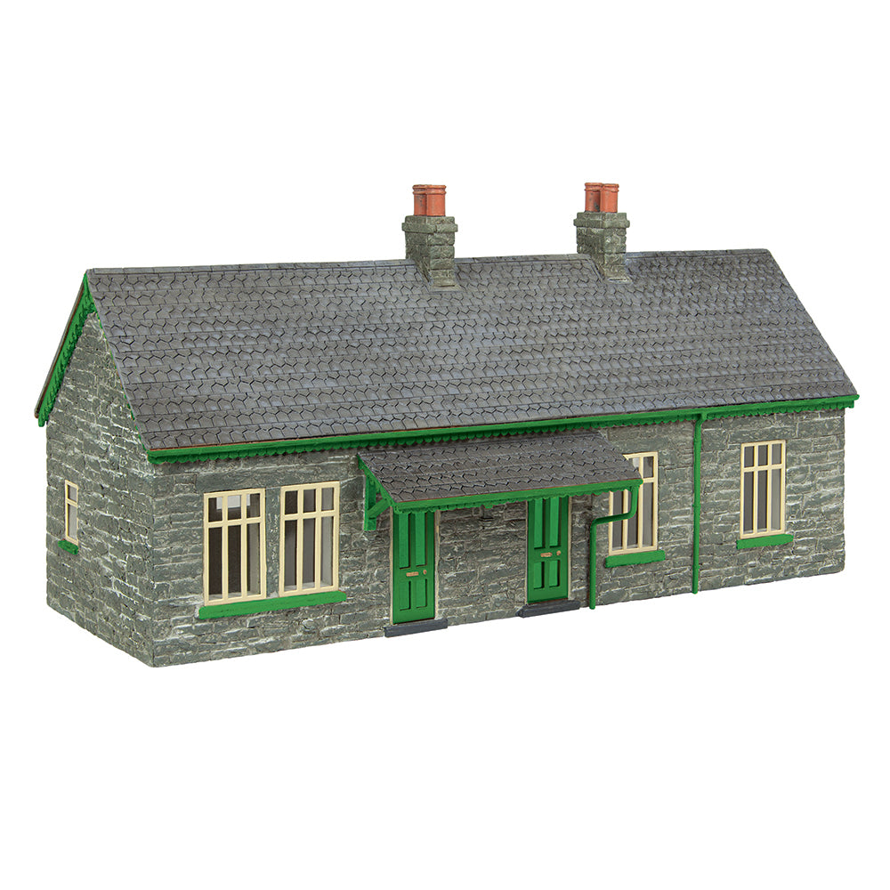 Scenecraft 44-0194G Narrow Gauge (OO9) Station Cottages Green
