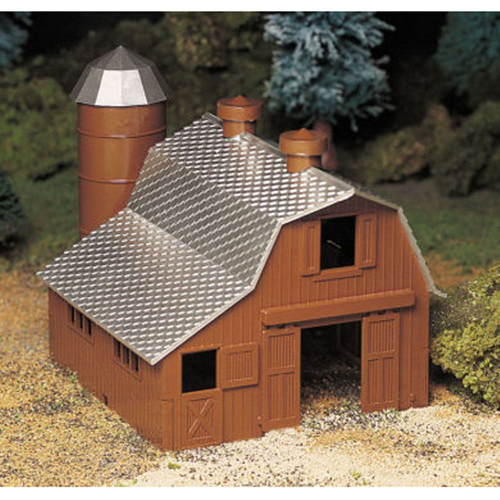 Bachmann USA Dairy Barn O Gauge 45602