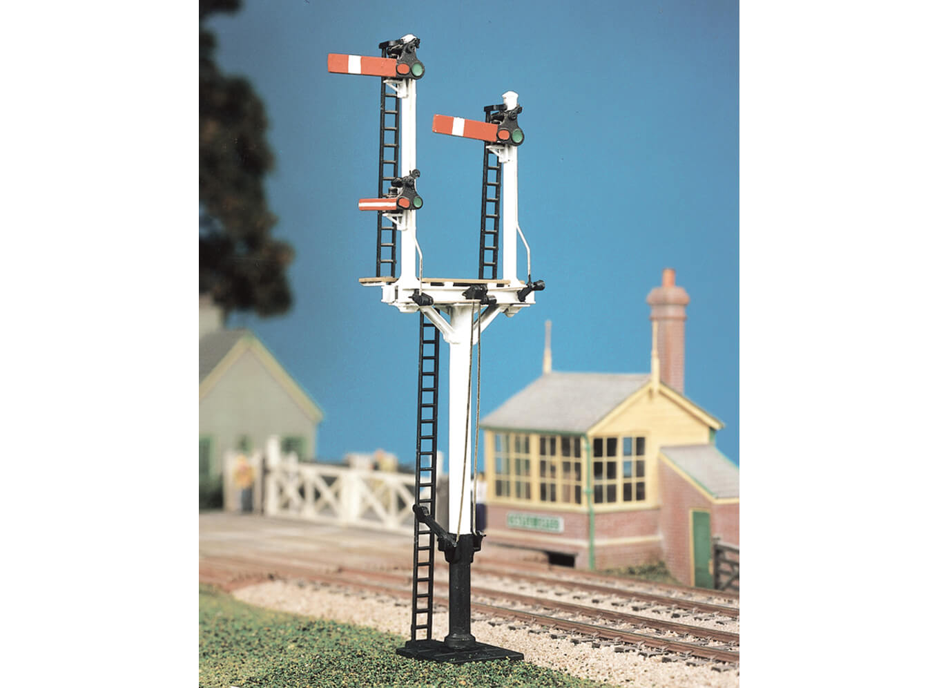 Ratio 476 LMS Round Post Signal HO/OO Gauge Kit