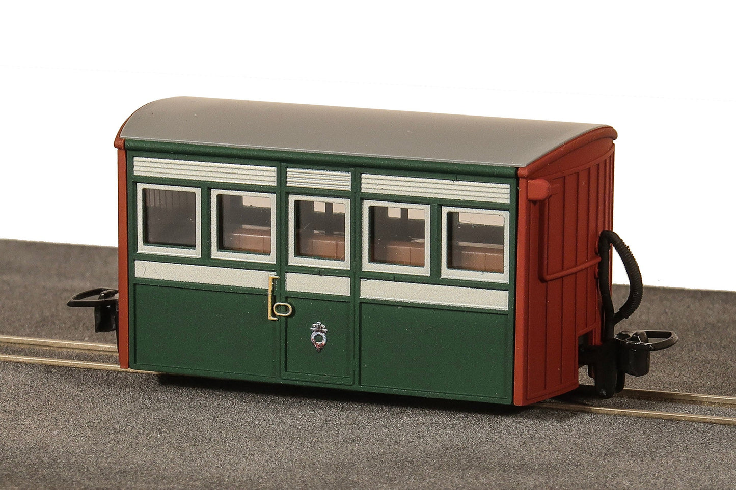 PECO GR-551 FR Bug Box Coach, 1st Class, Early Preservation Livery OO9 Gauge
