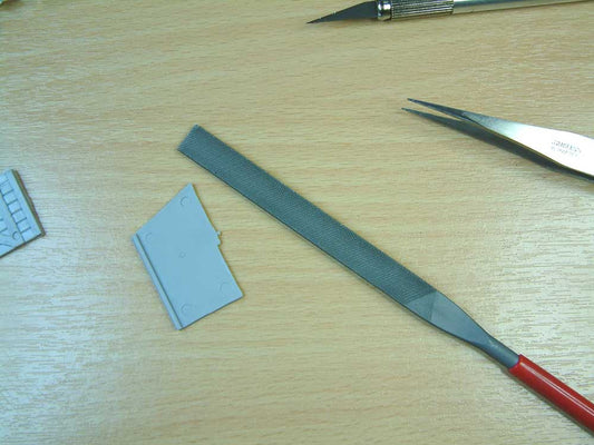 Expo Tools Modellers Flat File 180 x 5mm Red Handle 72545