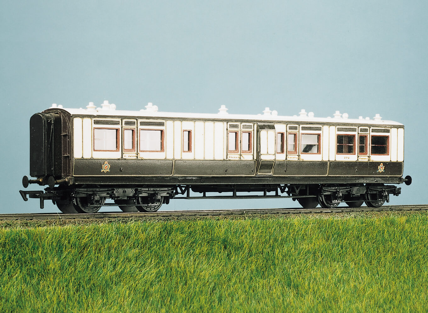 Parkside PC734 LMS 50ft Arc Roof Corridor Brake Coach Kit HO/OO Gauge