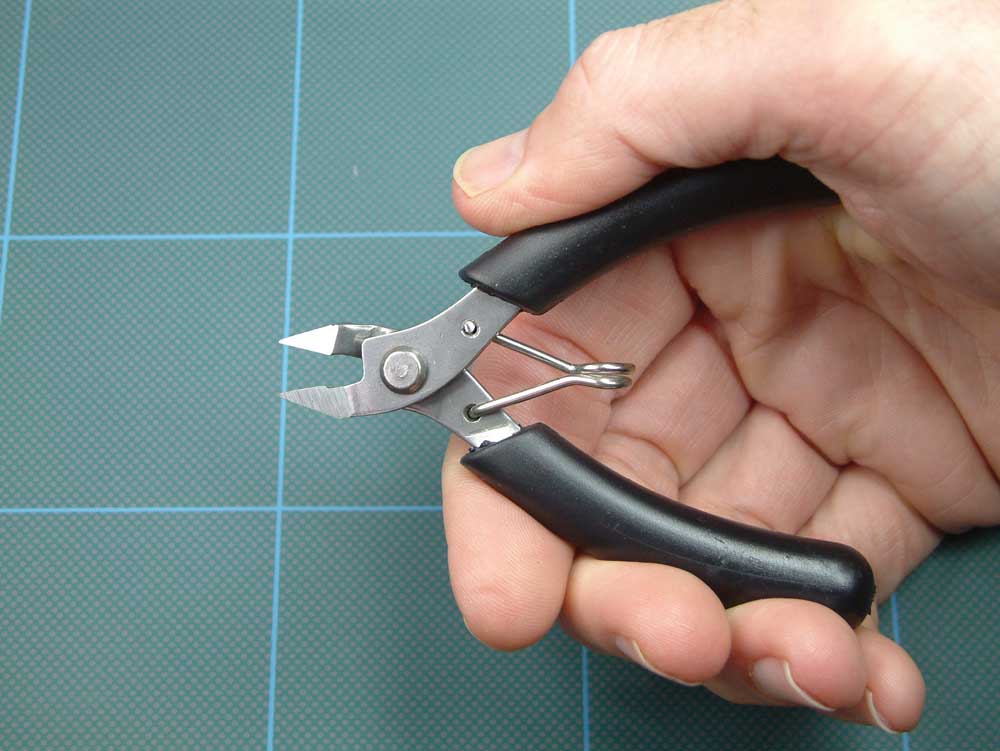 Expo Tools 4 Inch Micro Pliers: Side Cutter 75536