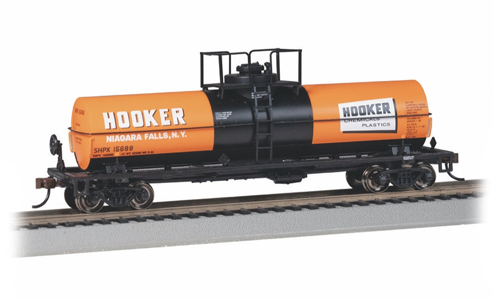 Bachmann USA 75807 Chemical Tank Car Hooker Chemicals #15688 Large Dome HO Gauge