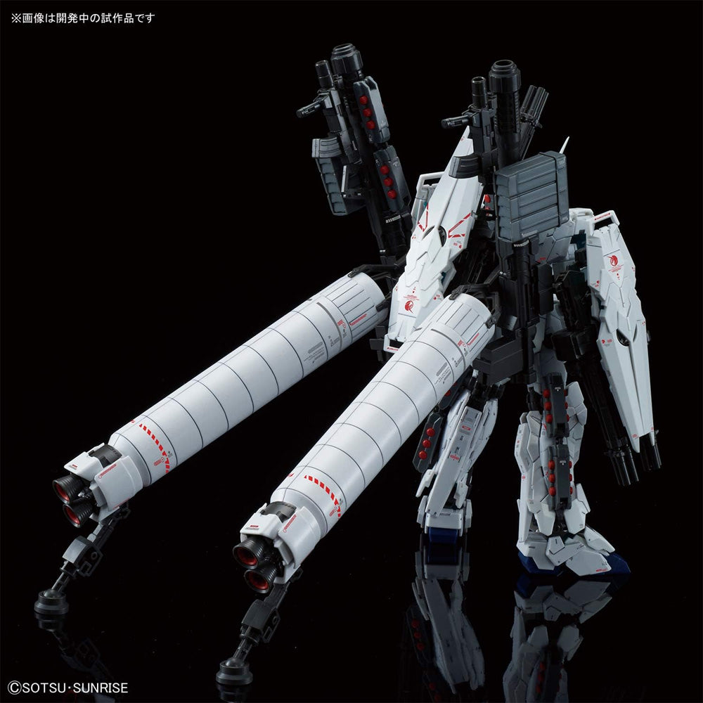 Bandai RG Full Armor Unicorn Gundam Full Psycho-Frame MS RX-O Gunpla Kit 82817P