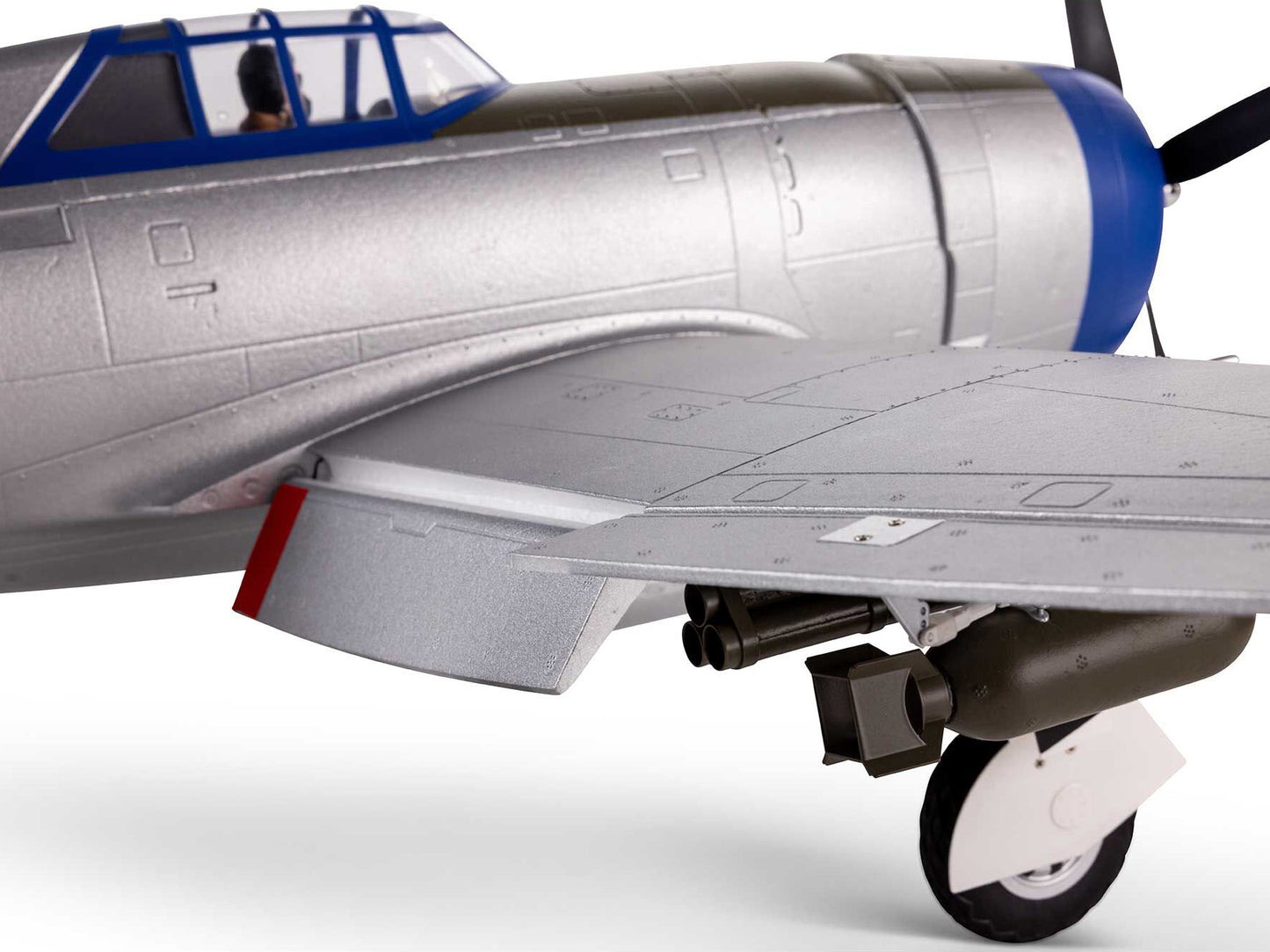 E-flite P-47 Razorback 1.2m BNF Basic AS3X&SAFE Select 3S/4S RC Plane EFL08450
