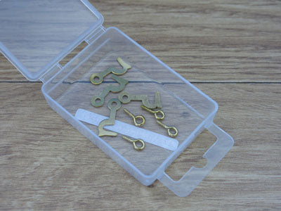 Expo Tools 4 X Brass Plated Eyes With Hooks A30033