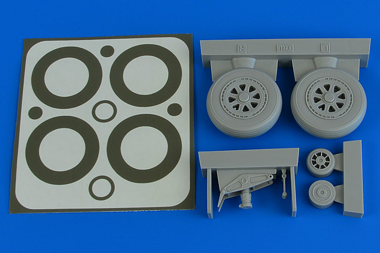 Aires AIRE2227 1:32 Douglas A-1H AD-6 Skyraider wheels & paint masks