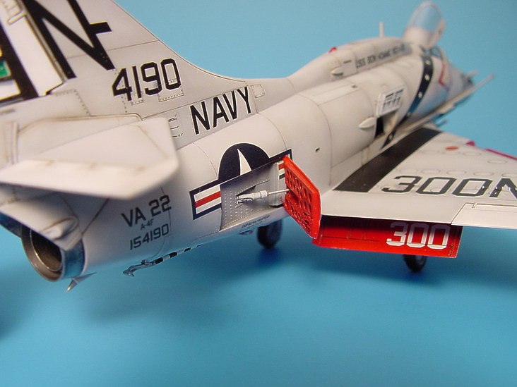 Aires AIRE4185 1:48 Douglas A-4 Skyhawk open brakes