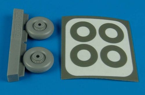Aires AIRE4495 1:48 Macchi C.200 Saetta wheels and paint masks