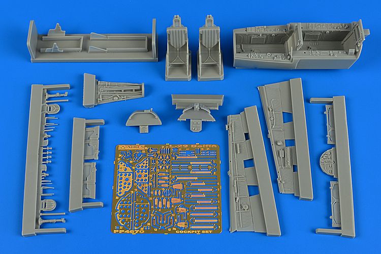 Aires AIRE4670 1:48 Aero L-29 Delfin cockpit set