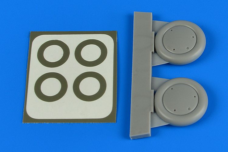 Aires AIRE4717 1:48 Gloster Gladiator wheels & paint masks