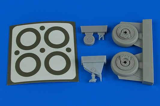 Aires AIRE4788 1:48 Douglas A-1J Skyraider wheels & paint masks