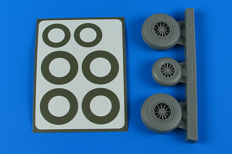 Aires AIRE4858 1:48 Douglas B-26K Invader wheels & paint masks