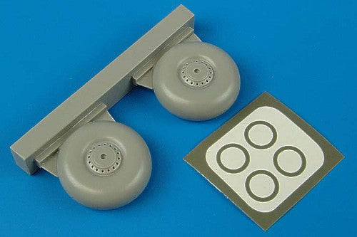 Aires AIRE7204 1:72 Avro Lancaster B.I/III wheels and paint masks