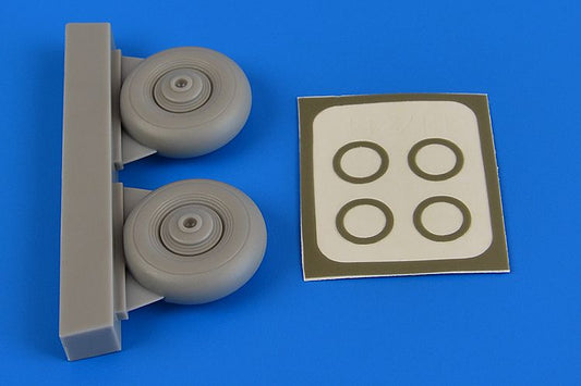Aires AIRE7344 1:72 Bristol Beaufighter Mk.X wheels & paint masks