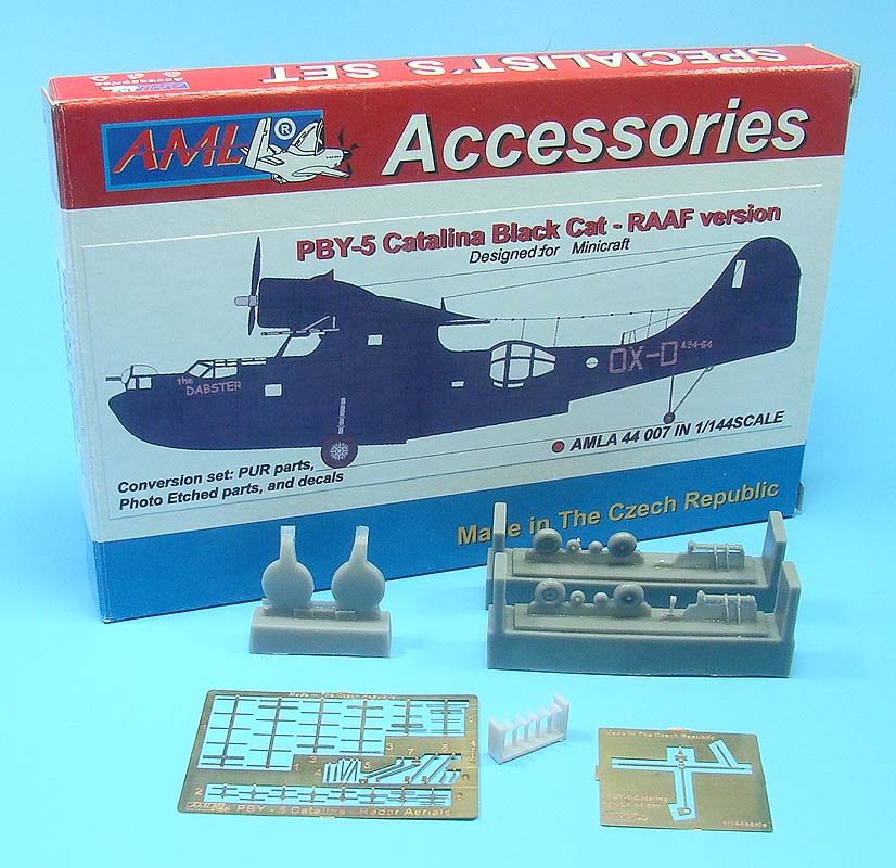 AML AMLA44007 1:144 Consolidated PBY-5 Catalina Black Cat