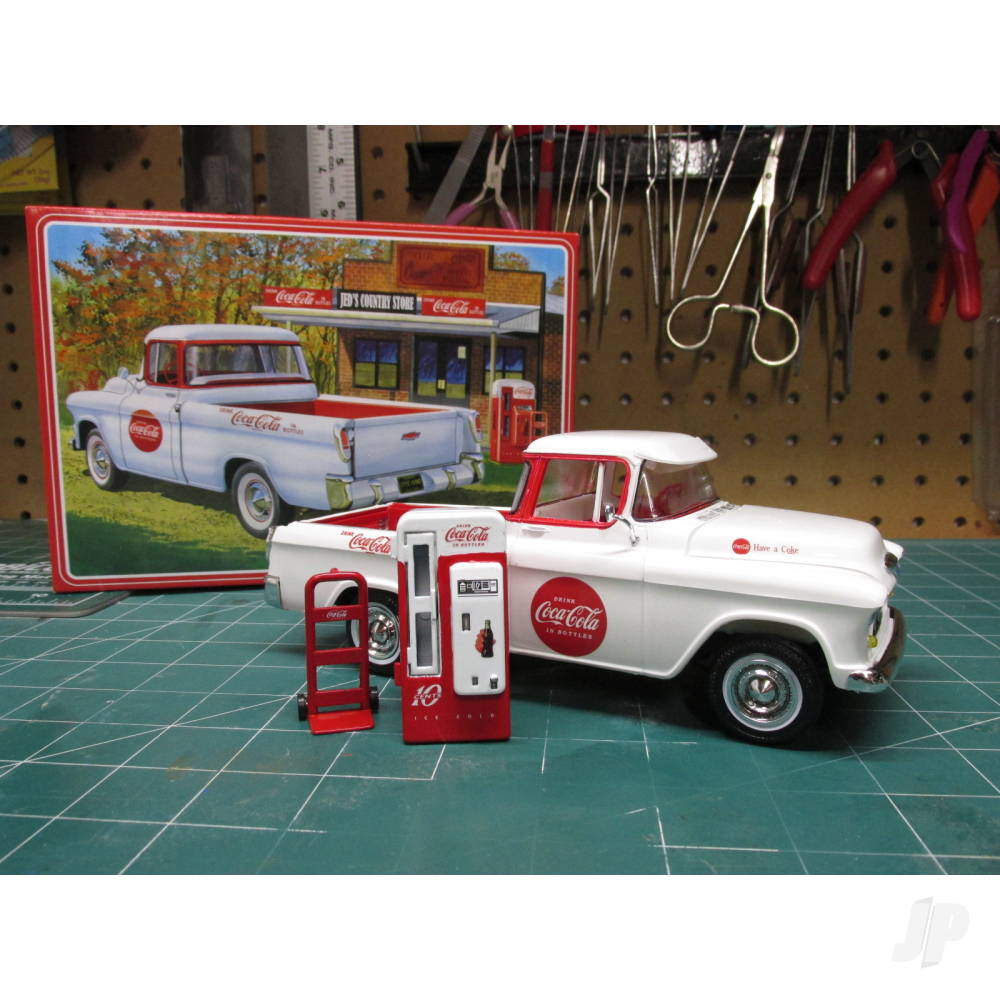AMT 1094 1955 Chevy Cameo Pickup (Coca-Cola) 1:25 Model Kit