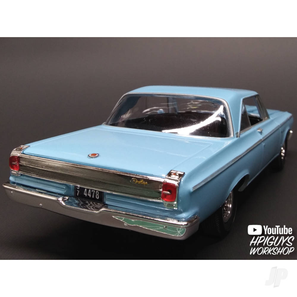 AMT 1176 1965 Dodge Coronet (Snap) 2T 1:25 Model Kit