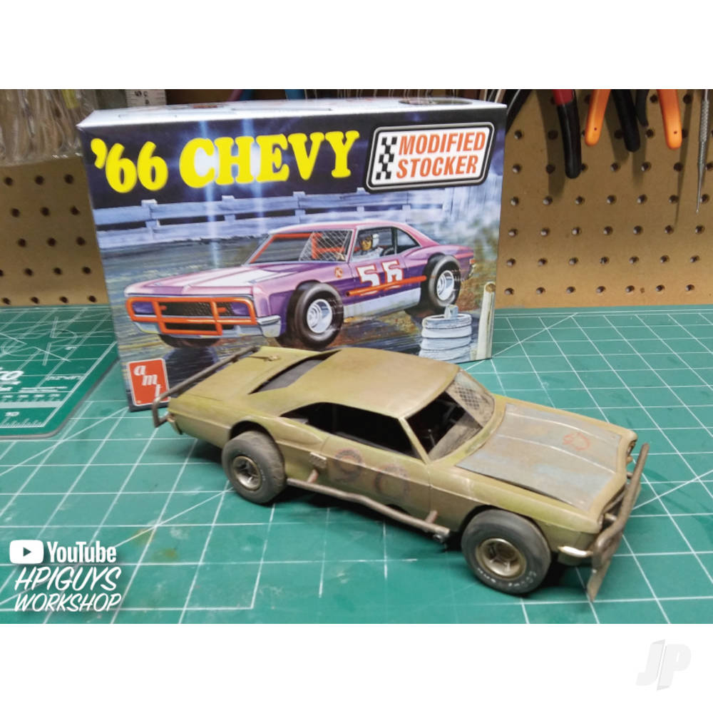AMT 1183 1966 Chevy Impala Modified Stocker 1:25 Model Kit