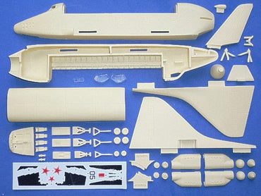 Anigrand Craftswork ANIG5004 1:144 Molniya Buran OK-92 space shuttle