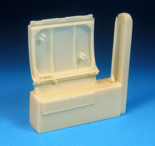 Barracuda BCR32338 Spitfire Mk.IXC Cockpit Door with Crowbar 1:32