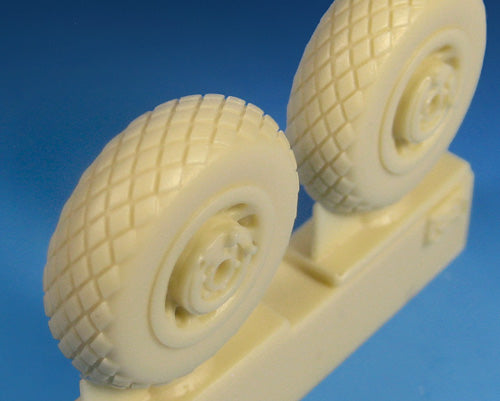 Barracuda Studios BCR32380 1:32 P-51D Mustang Diamond Tread Mainwheels