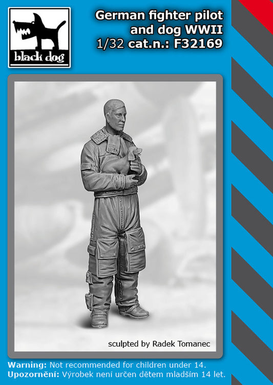Blackdog BDF32169 1:32 German fighter pilot and dog WWII